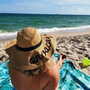 Meet your Posher, Elaine